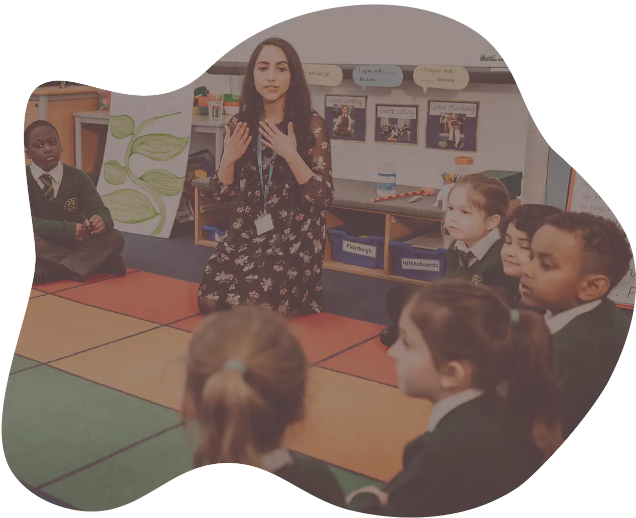 Sing-Education_Primary-School-Music_Greater-London_Music_female-KS1-circle